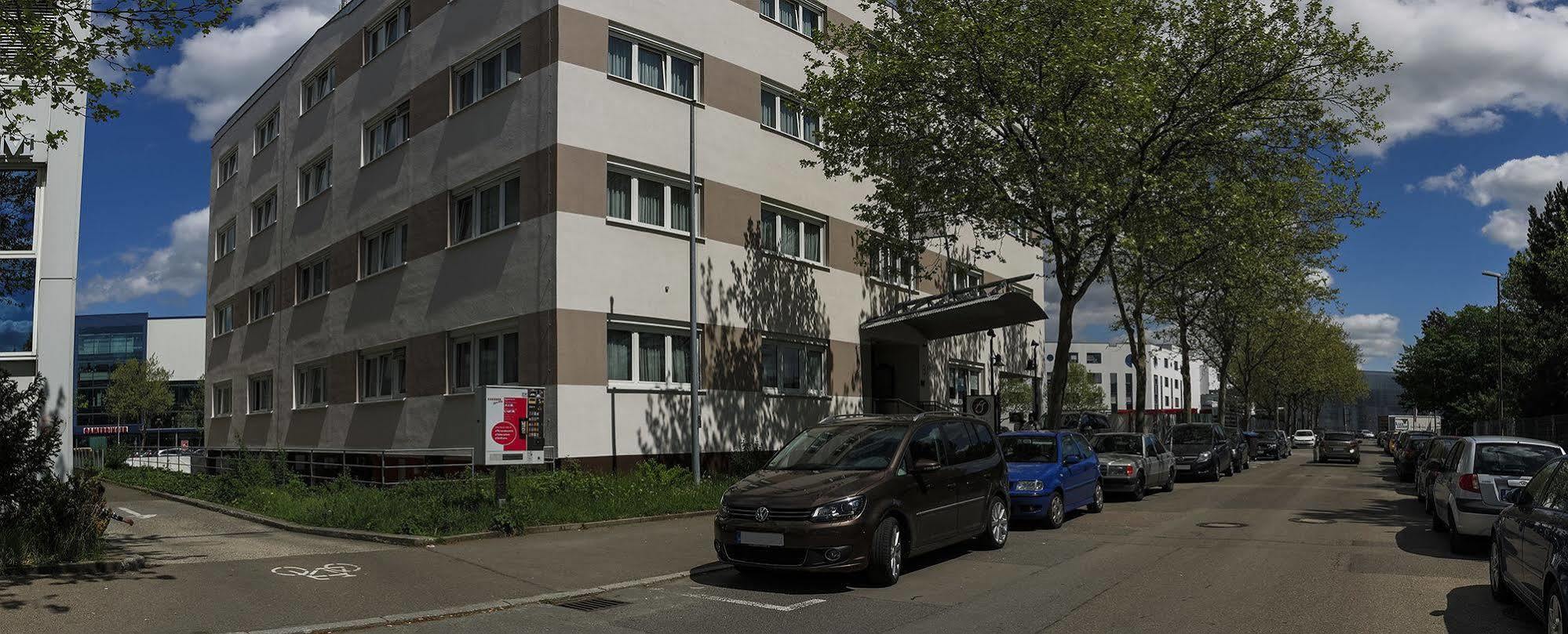 Centro Hotel Boeblingen, Trademark Collection By Wyndham Εξωτερικό φωτογραφία